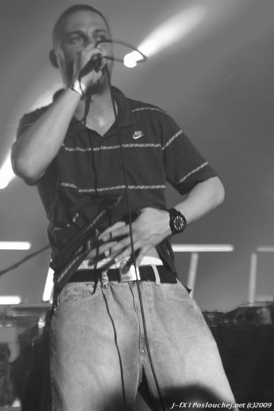 ice cube - 10.4.09